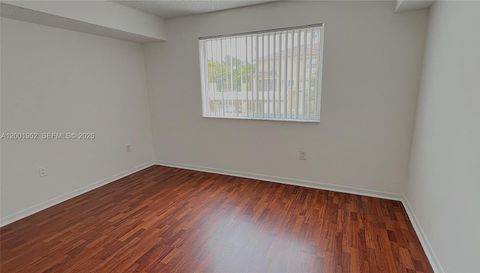 771 N Pine Island Rd