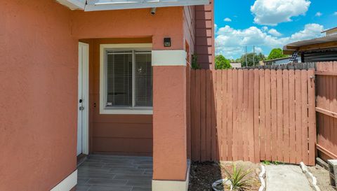 7122 Harbor Heights Cir