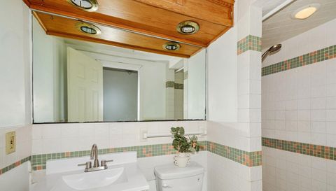 9142 Woodhall Crossing N