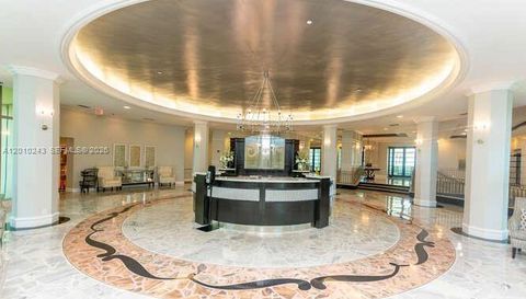 2501 N Ocean Dr