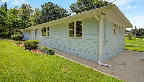 21 Nebo Dr