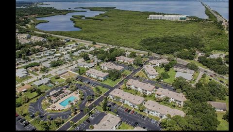 239 S McMullen Booth Rd