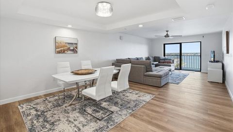 7300 SUN ISLAND DRIVE S