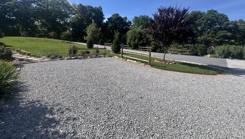 1052 Porter Creek Dr