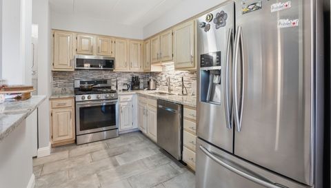 6443 Clarendon Hills Road