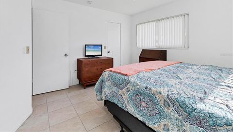 1815 ROXANE WAY