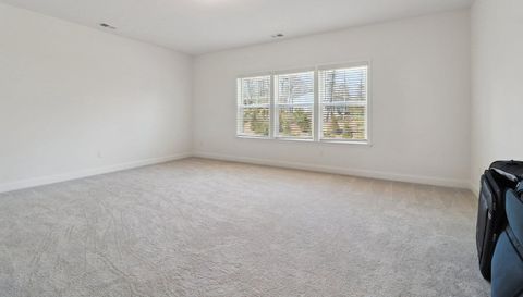 3305 Stock Saddle Pl