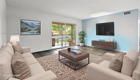 3083 N Oakland Forest Dr