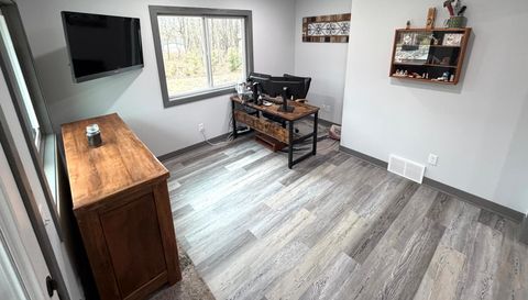 17575 Saylers Lakeview Road