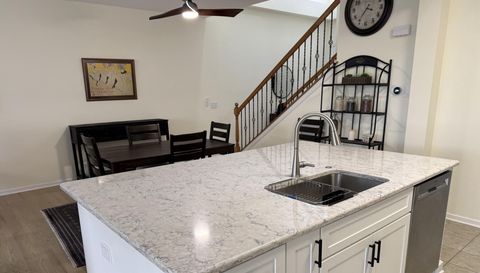 370 Sundown Ct