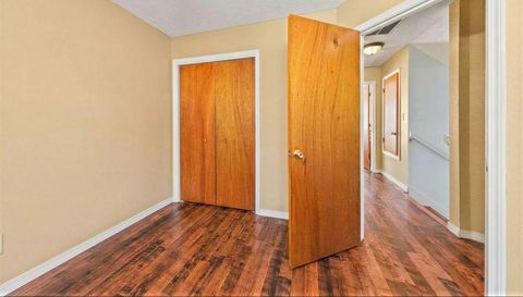 1815 Pointed Leaf Ln