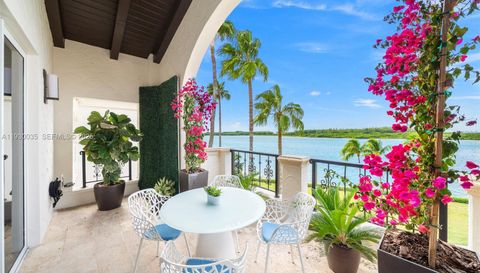 2245 Fisher Island Dr