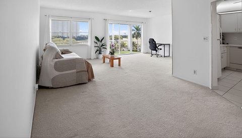 300 Diplomat Pkwy APT 601