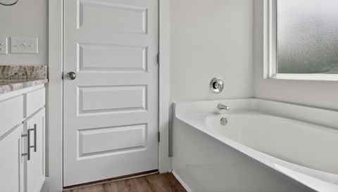 1229 Meadow Trail Cantonment