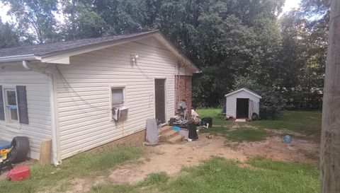 522 Lee Dr