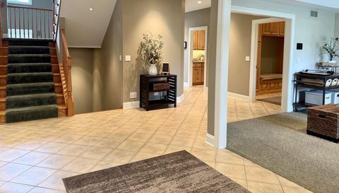 2307 Red Oak Ln