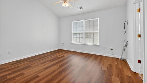 109 Darby's Crossing Ct