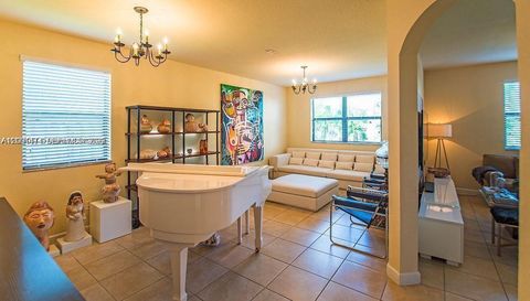 1522 Sw 144th Ave