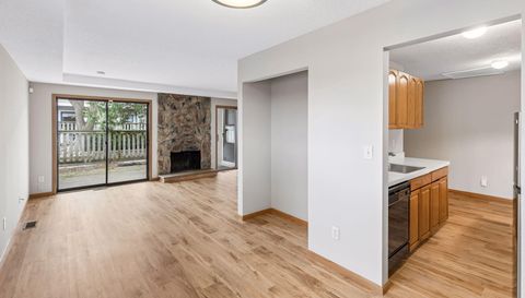 1318 Landmark Trail N