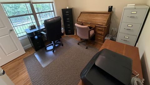 104 Bottom Dr