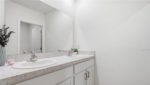 37 HICKORY COURSE CIRCLE