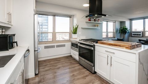 3950 N Lake Shore Drive