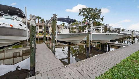 829 CALLISTA CAY LOOP