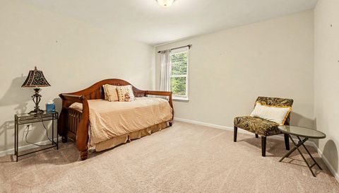208 Princess Pl