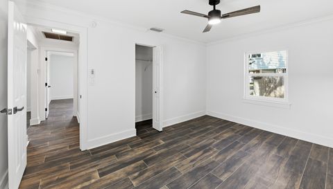 8301 Riverside Dr NE