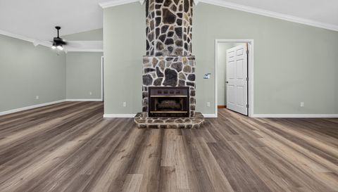 28 Coon Tail Rd