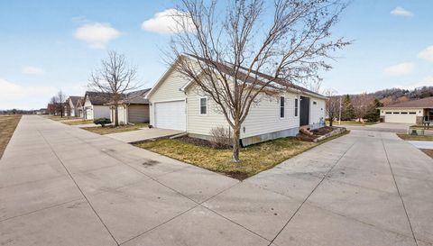 1948 Hadley Creek Drive NE