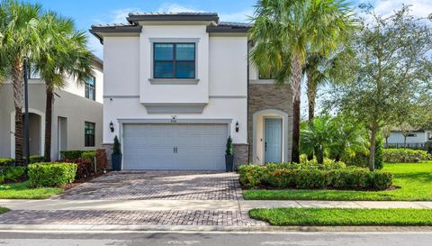 4510 Pinehurst Trl W