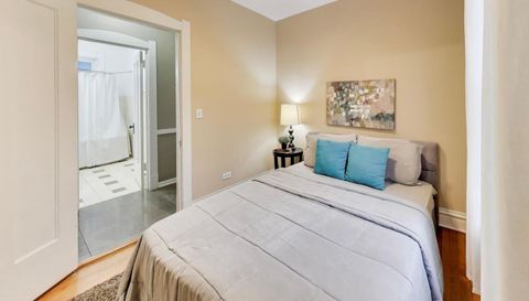 3358 N Monticello Avenue