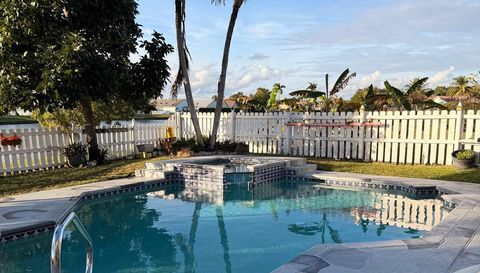 8618 Tourmaline Blvd