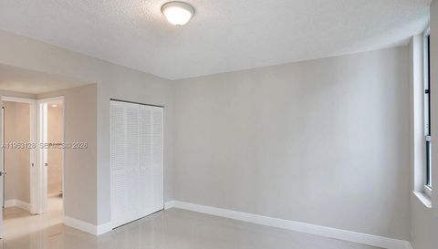 701 Brickell Key Blvd