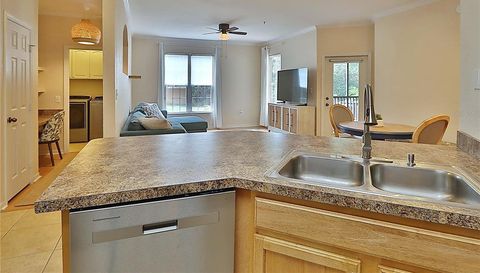 2407 COURTNEY MEADOWS COURT