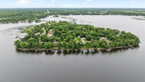 1725 White Cloud Drive N