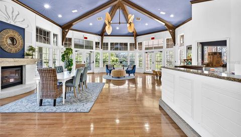 8517 ISLAND BREEZE LANE