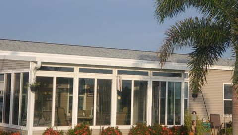 3925 Manatee Club Dr