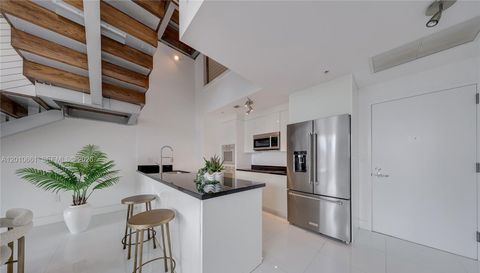 92 Sw 3rd St