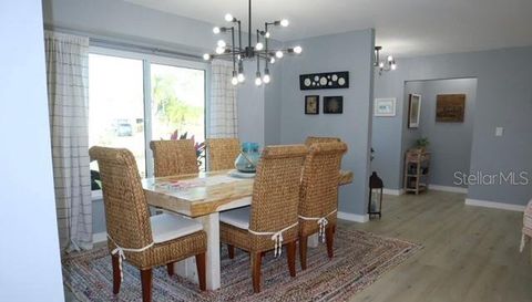 1324 Pinebrook