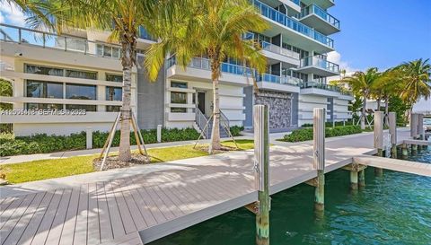 9521 E Bay Harbor Dr