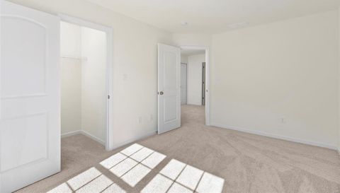 304 Winding Bluffs Court