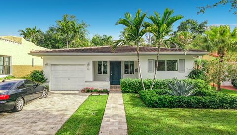 323 Velarde Ave