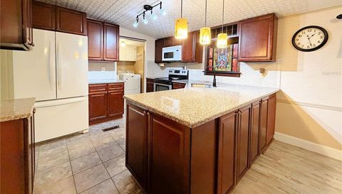 7139 ALAMANDA BOULEVARD W