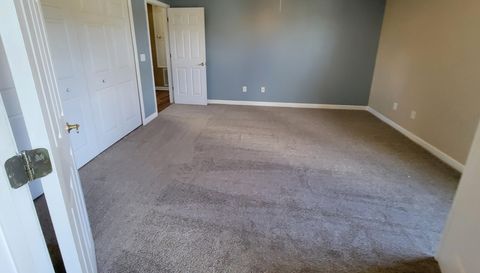 3145 Twisted Oak Loop