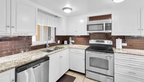 423 Sombrero Beach Rd