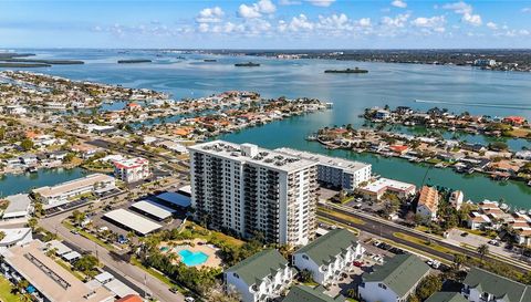 400 ISLAND WAY