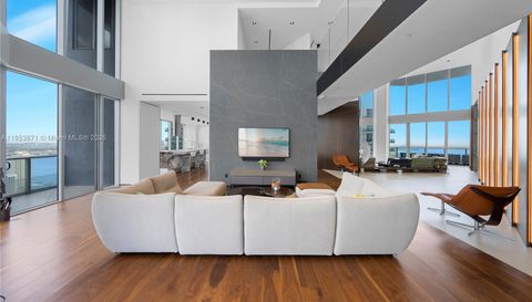 1300 Brickell Bay Dr