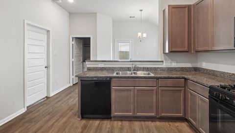 111 Tejas Village Pkwy